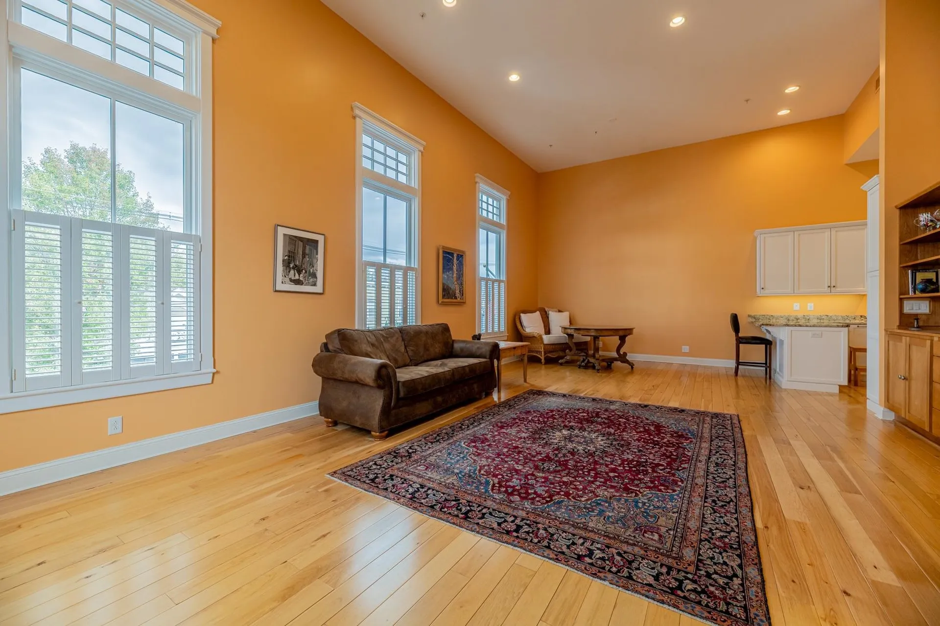 Manchester VT, 4928 Main Street, Unit #2