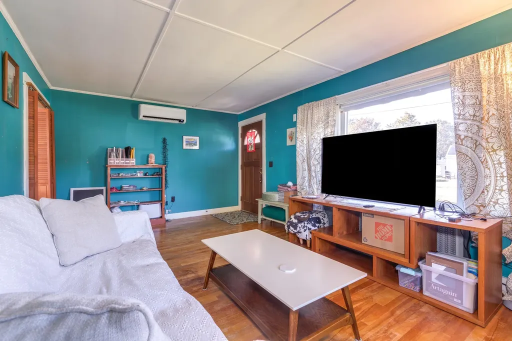 13 Ellsworth Street Concord NH 03301