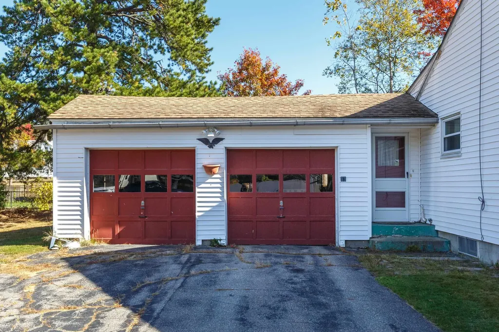 13 Ellsworth Street Concord NH 03301