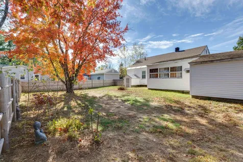 13 Ellsworth Street Concord NH 03301