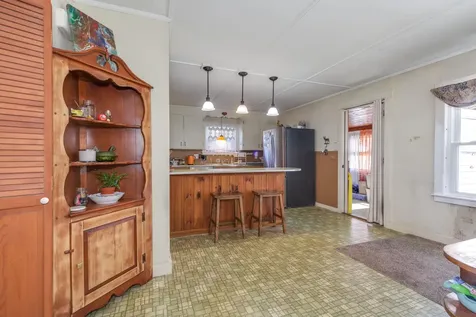 13 Ellsworth Street Concord NH 03301