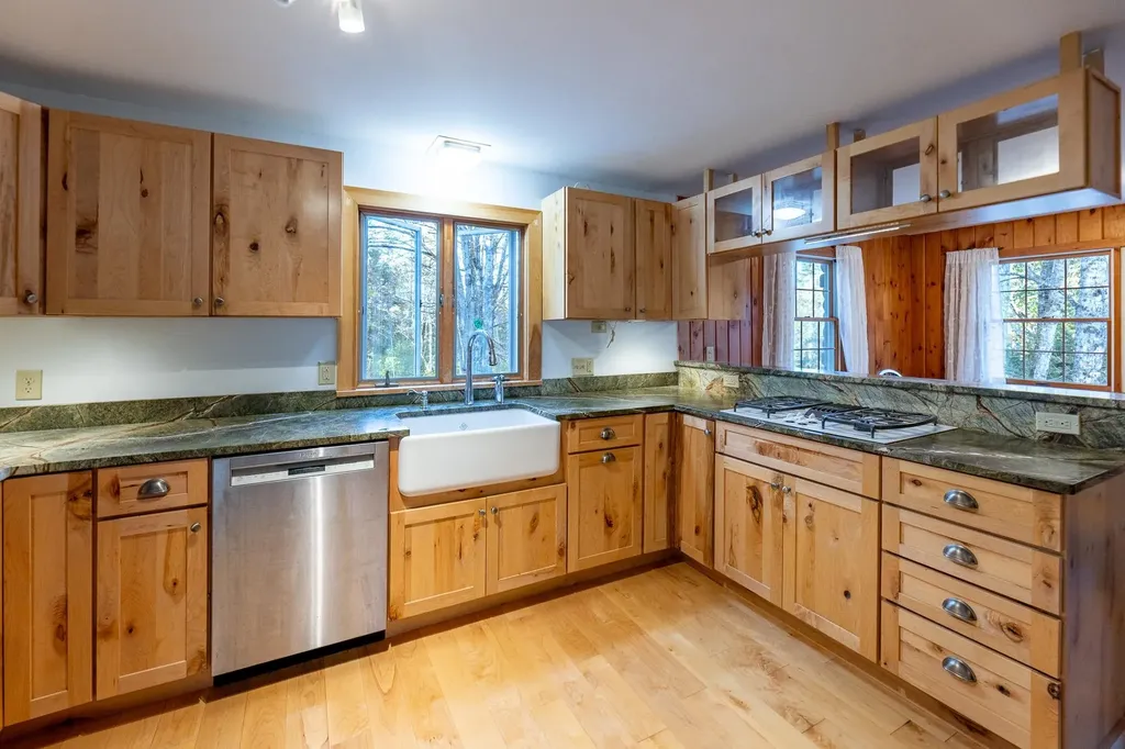 49 Storrs Hill Road Lebanon NH 03766