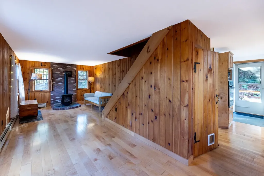 49 Storrs Hill Road Lebanon NH 03766