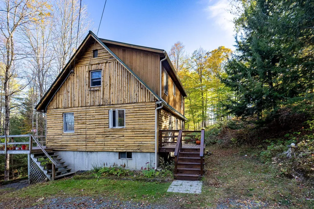 49 Storrs Hill Road Lebanon NH 03766