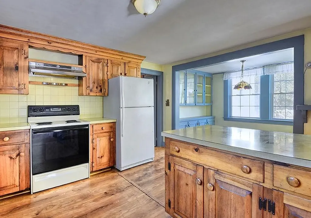 71 Church Street Dublin NH 03444