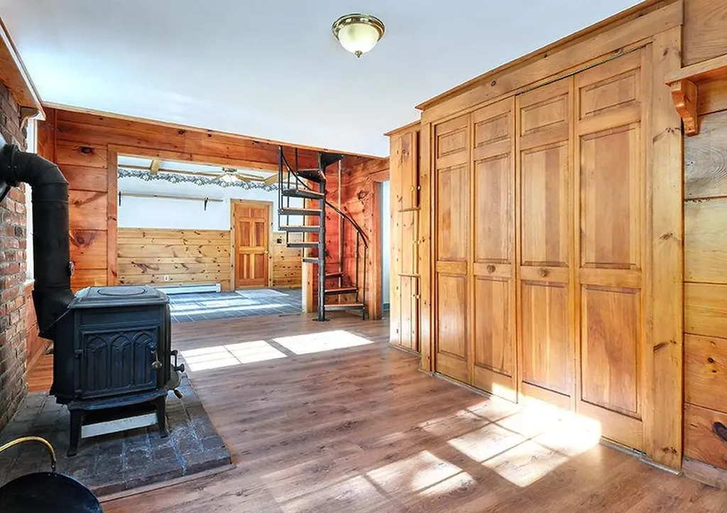 71 Church Street Dublin NH 03444