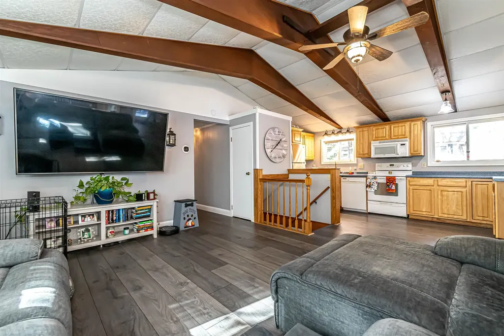 490 Deer Meadow Road Webster NH 03303