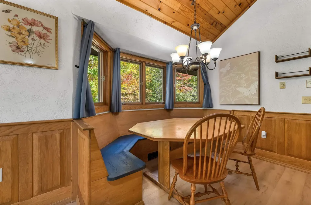 23 Christmas Mountain Road Bartlett NH 03812