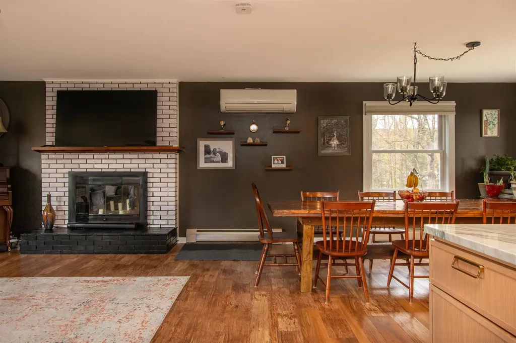 172 Lawrence Circle St. Johnsbury VT 05819