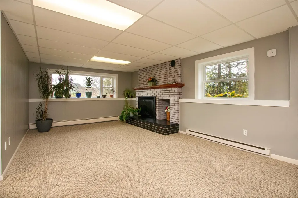 172 Lawrence Circle St. Johnsbury VT 05819