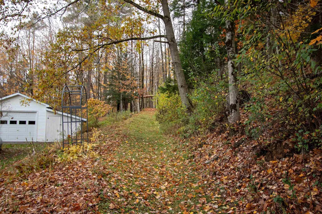 172 Lawrence Circle St. Johnsbury VT 05819