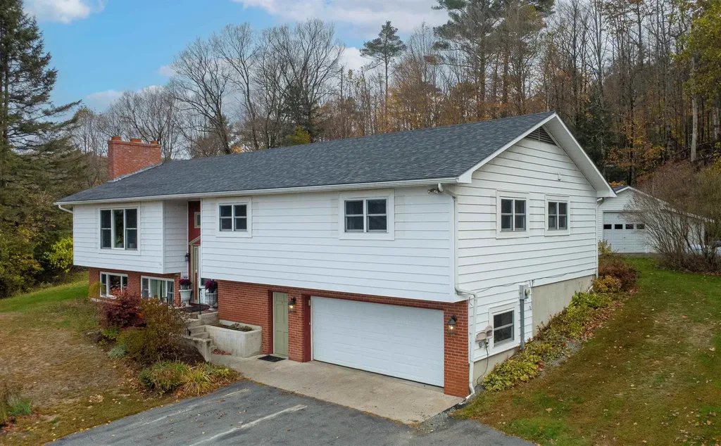 172 Lawrence Circle St. Johnsbury VT 05819