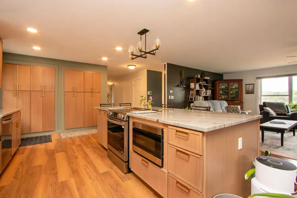 172 Lawrence Circle St. Johnsbury VT 05819