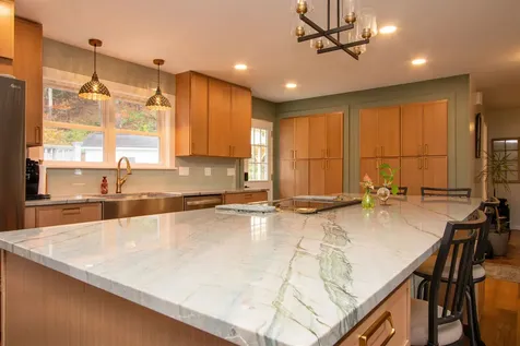 172 Lawrence Circle St. Johnsbury VT 05819