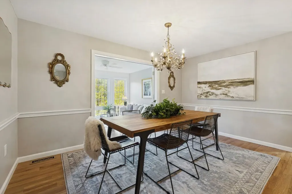 25 Atherton Lane Amherst NH 03031