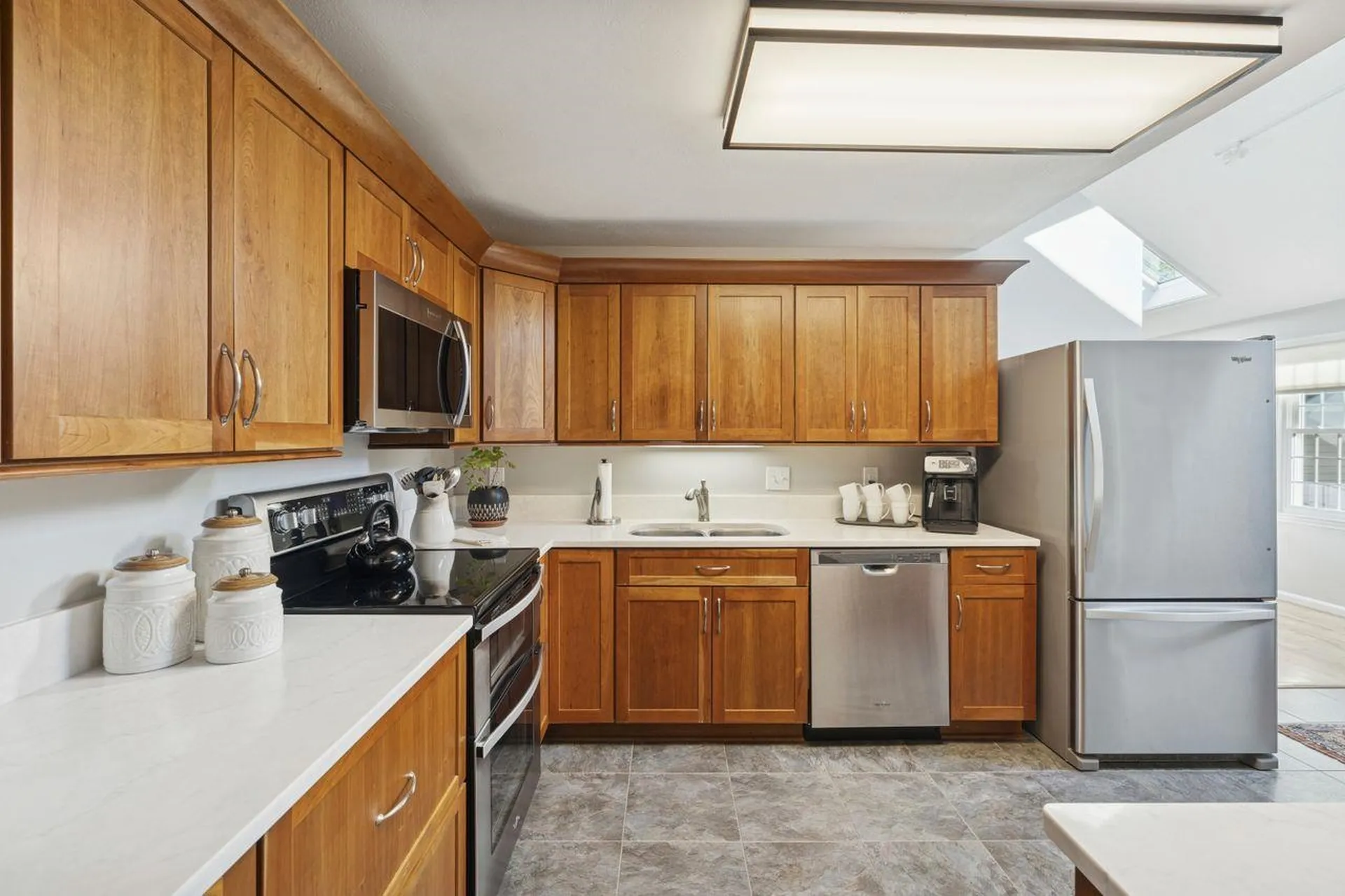 25 Atherton Lane Amherst NH 03031