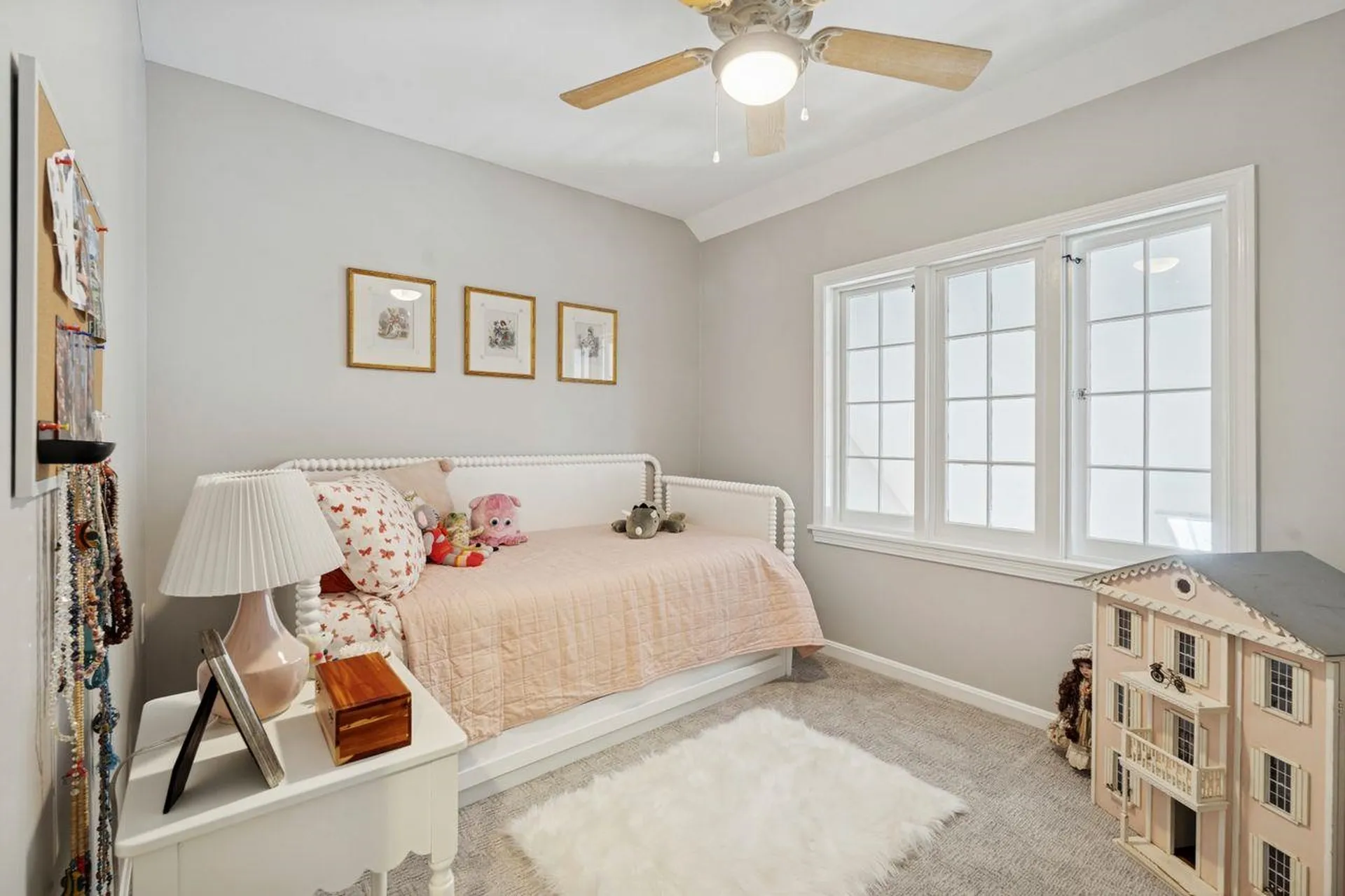 25 Atherton Lane Amherst NH 03031