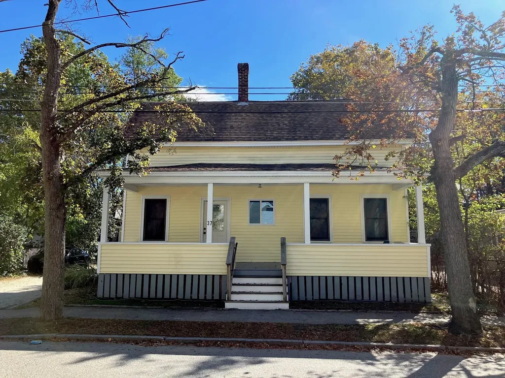 37 Thorndike Street Concord NH 03301
