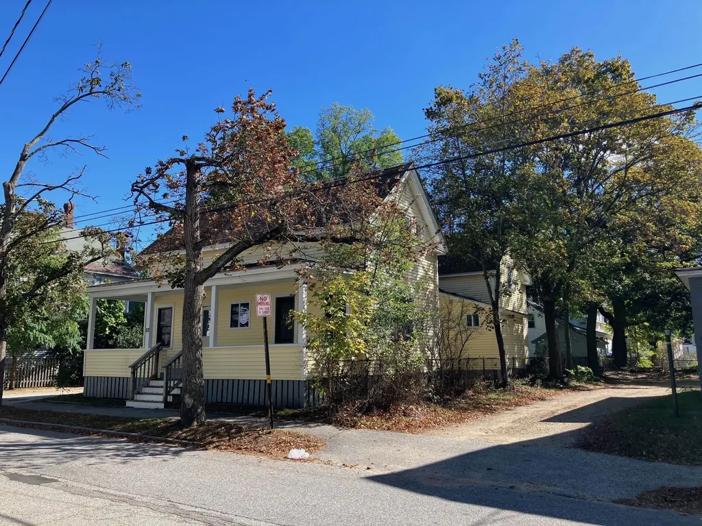 37 Thorndike Street Concord NH 03301