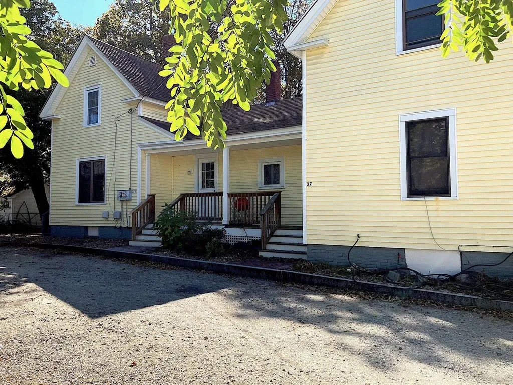37 Thorndike Street Concord NH 03301