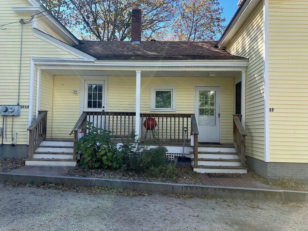 37 Thorndike Street Concord NH 03301