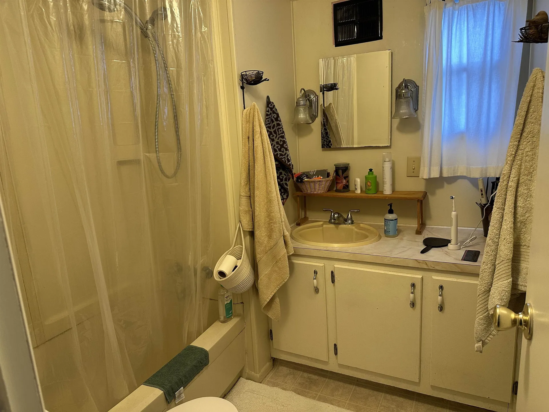 86 Route 4a Lebanon NH 03766-2120