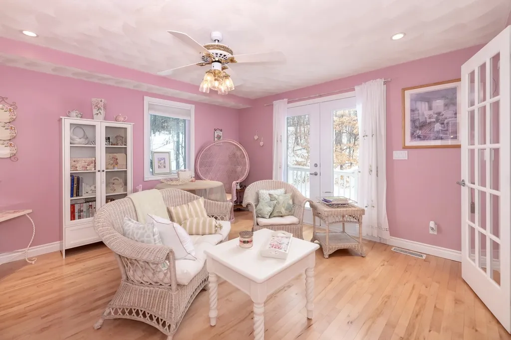 85 Amethyst Hill Road Conway NH 03860