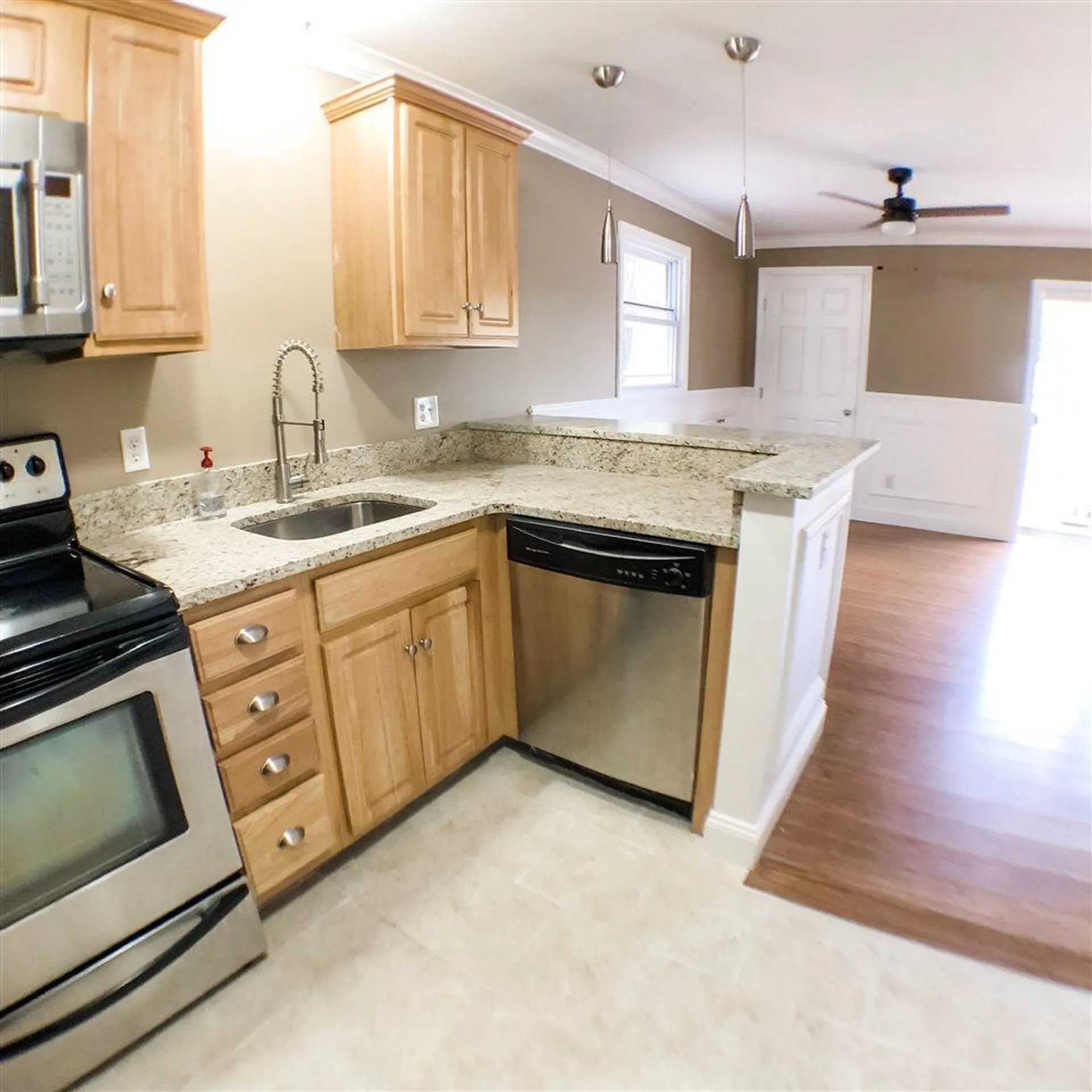 4 Deer Street Tilton NH 03276