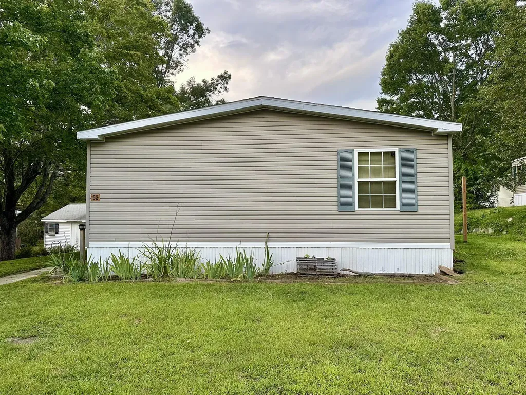 52 Morways Park Charlestown NH 03603