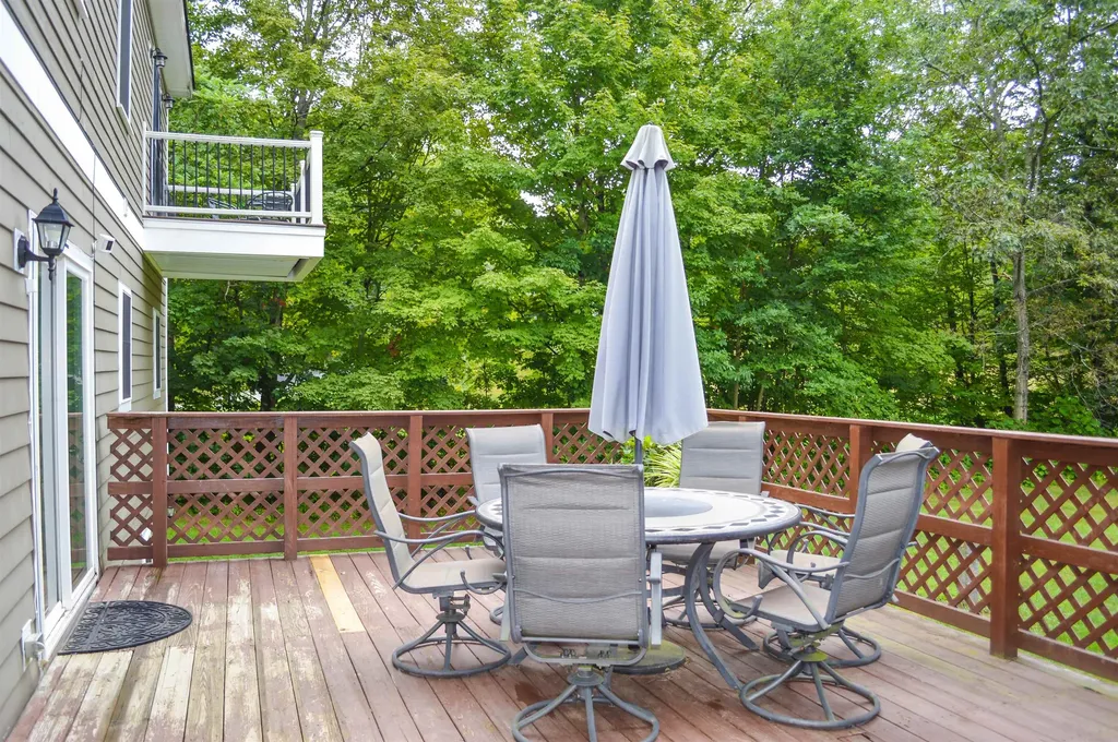 16 Vilas Road Alstead NH 03602