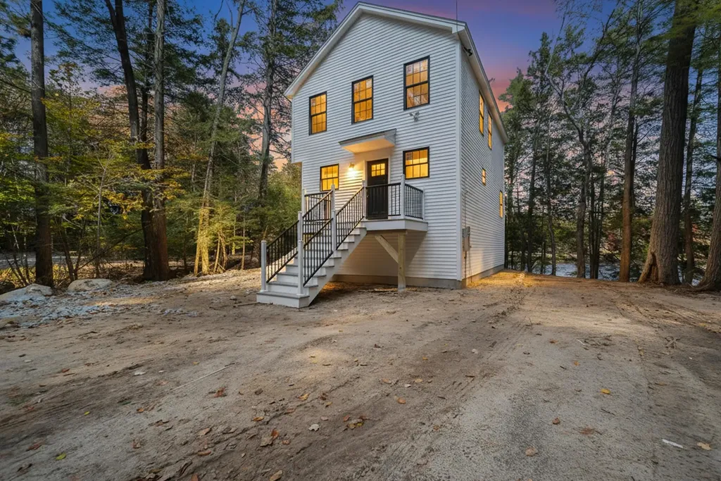 98 Emerald Drive Hillsborough NH 03244