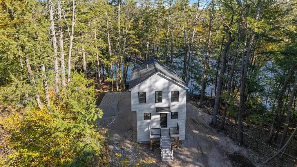 98 Emerald Drive Hillsborough NH 03244