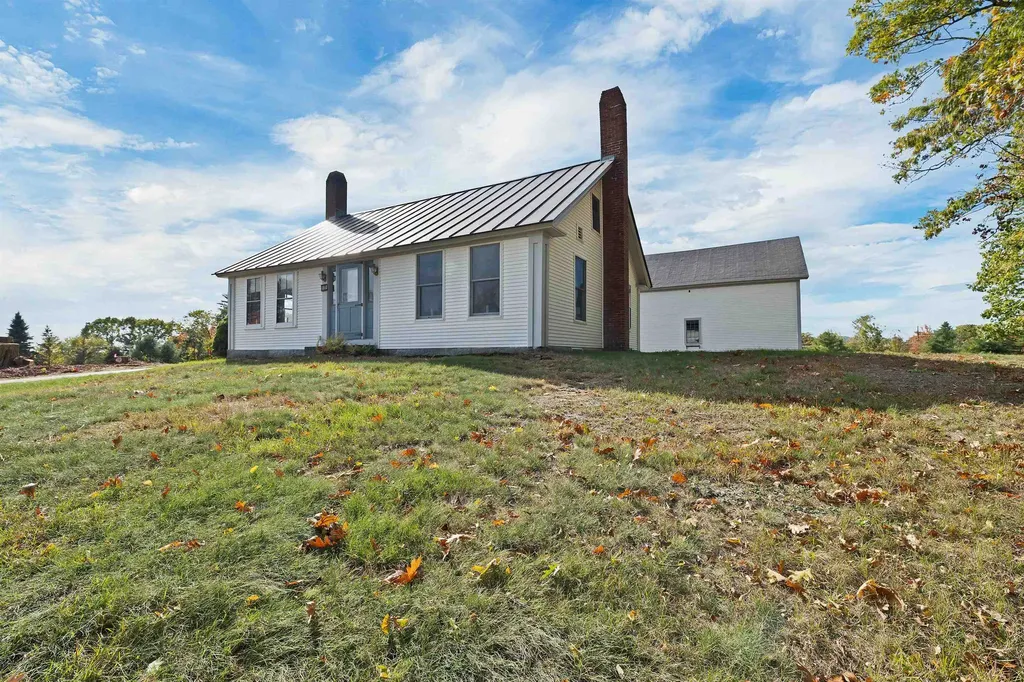 208 Sanborn Street Franklin NH 03235