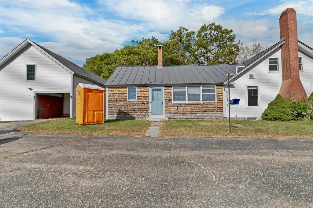 208 Sanborn Street Franklin NH 03235