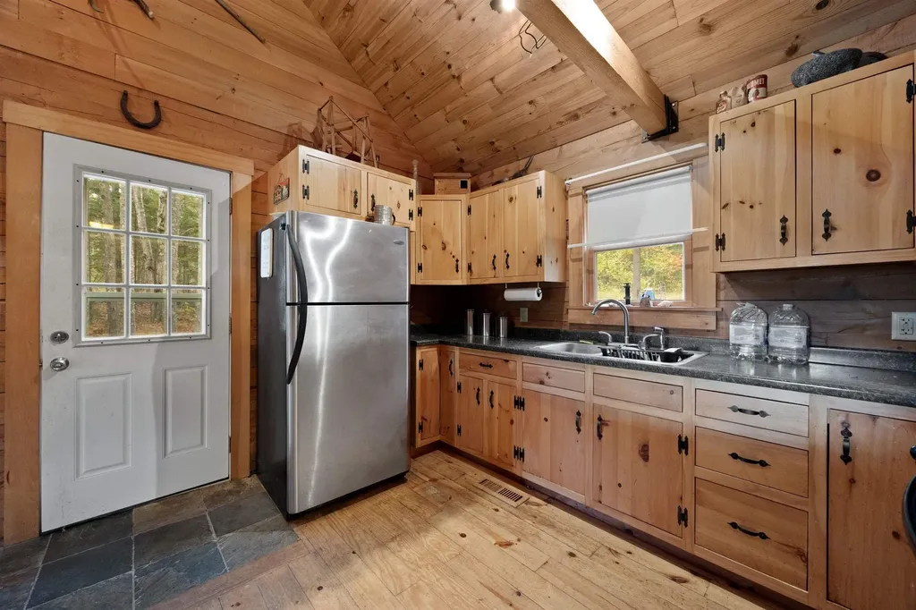 301 Perkins Hill Road Alexandria NH 03222