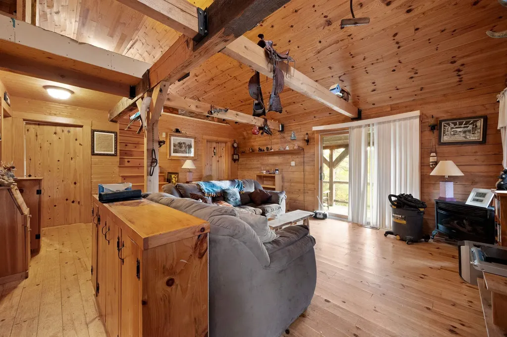 301 Perkins Hill Road Alexandria NH 03222