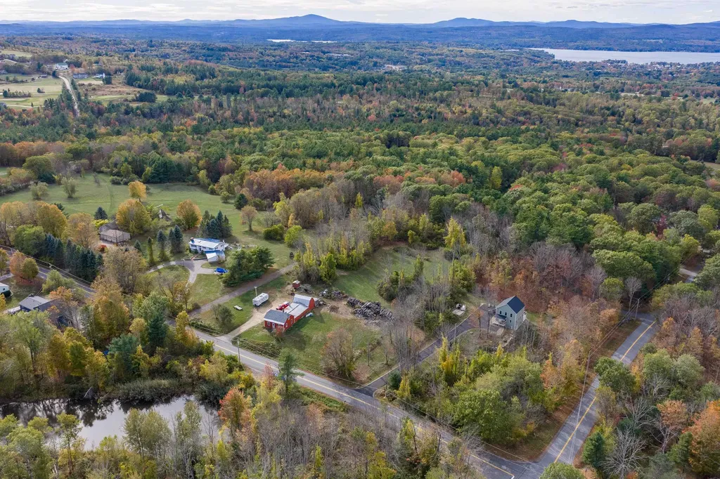 15 Swain Road Gilford NH 03249