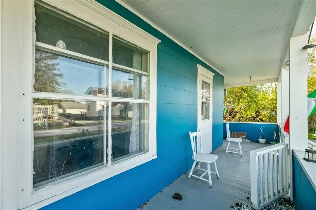 42 Vantine Avenue Alburgh VT 05440