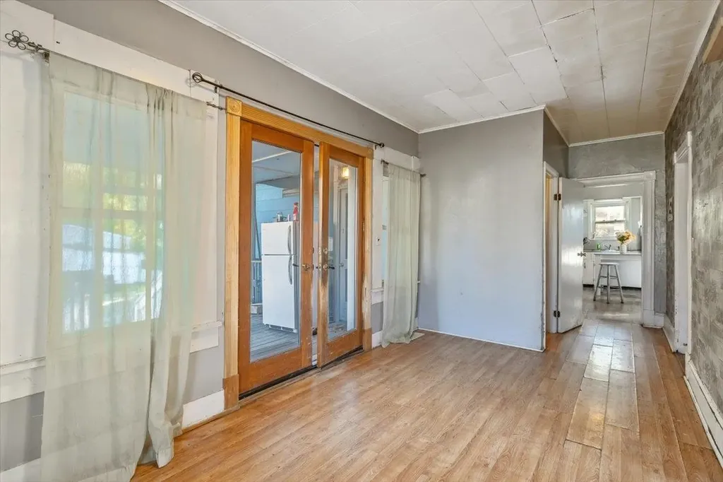 42 Vantine Avenue Alburgh VT 05440