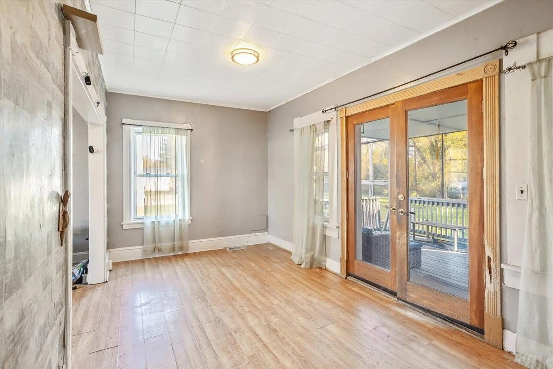 42 Vantine Avenue Alburgh VT 05440