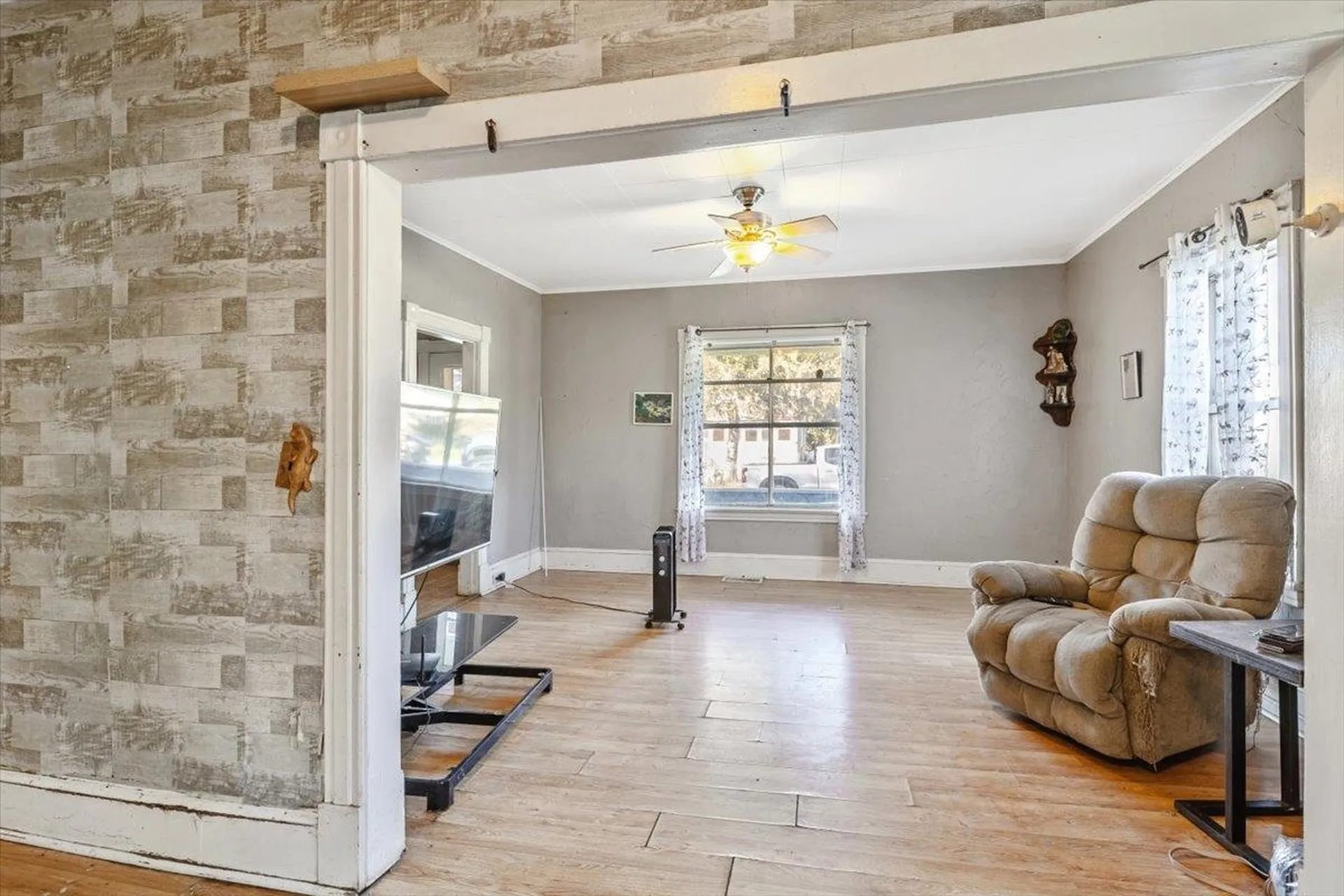 42 Vantine Avenue Alburgh VT 05440