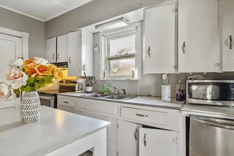 42 Vantine Avenue Alburgh VT 05440