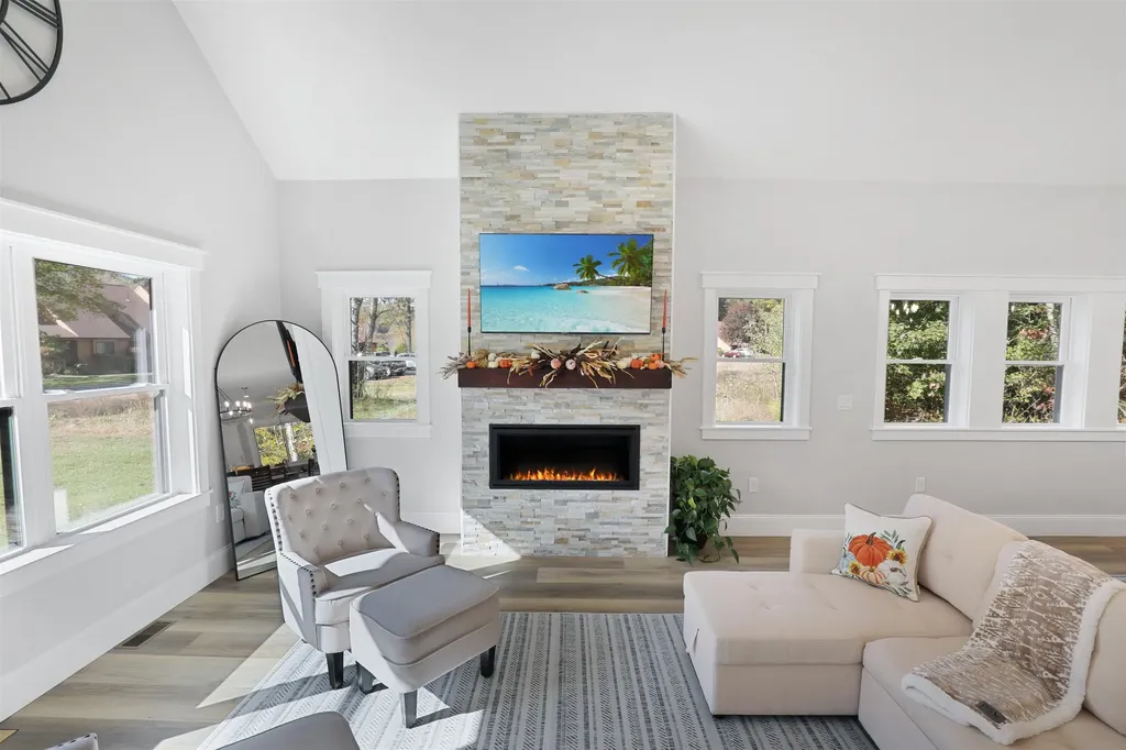 64 Fairway Drive Ashland NH 03217