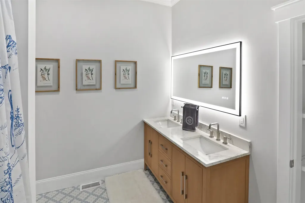 64 Fairway Drive Ashland NH 03217