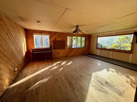 58 Pearl Street Claremont NH 03743