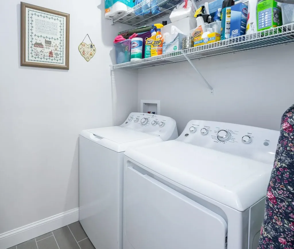 58 Granite Lane Chester NH 03036