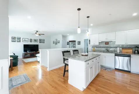 58 Granite Lane Chester NH 03036