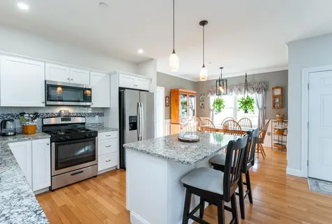 58 Granite Lane Chester NH 03036