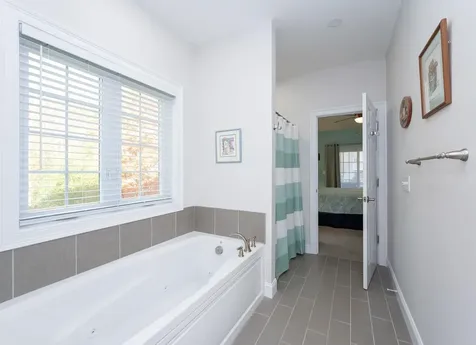 58 Granite Lane Chester NH 03036