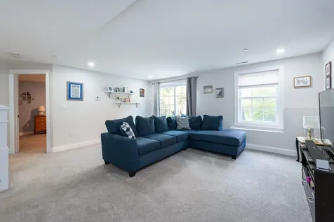 58 Granite Lane Chester NH 03036